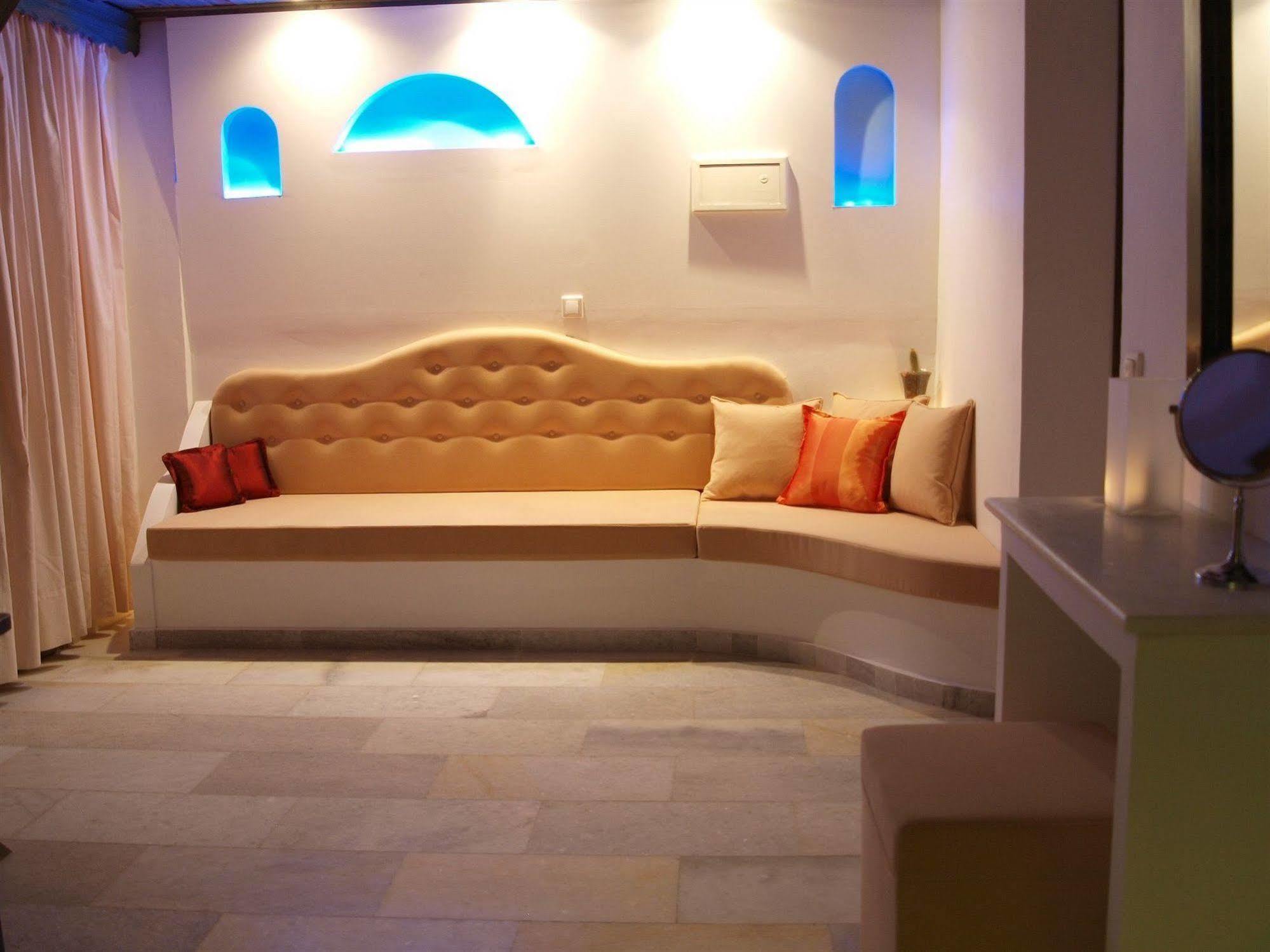 Drossos Hotel Perissa  Rum bild